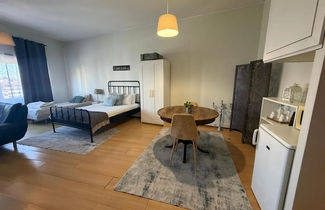 Oporto Bonjardim Residence-1